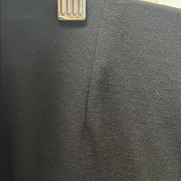 Chico's Ponte Legging Pant Basic Black - Picture 7 of 9